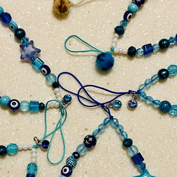 Phone String! Blue Theme! 💙 - Picture 3 of 9